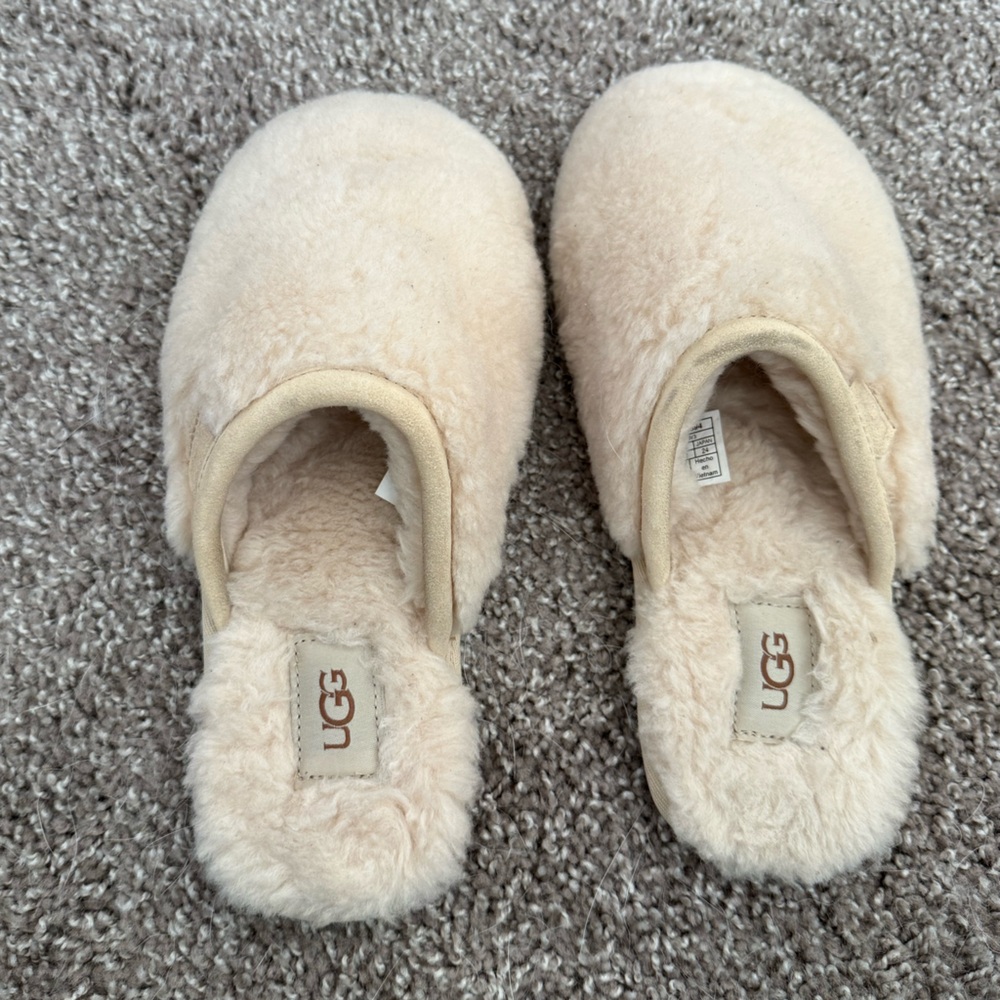 UGG Cream Slippers Soft Suede Comfort
